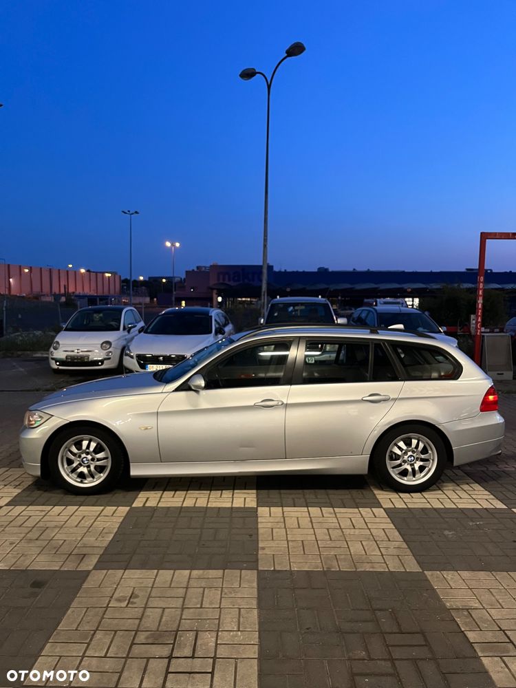 BMW Seria 3 320d - 18