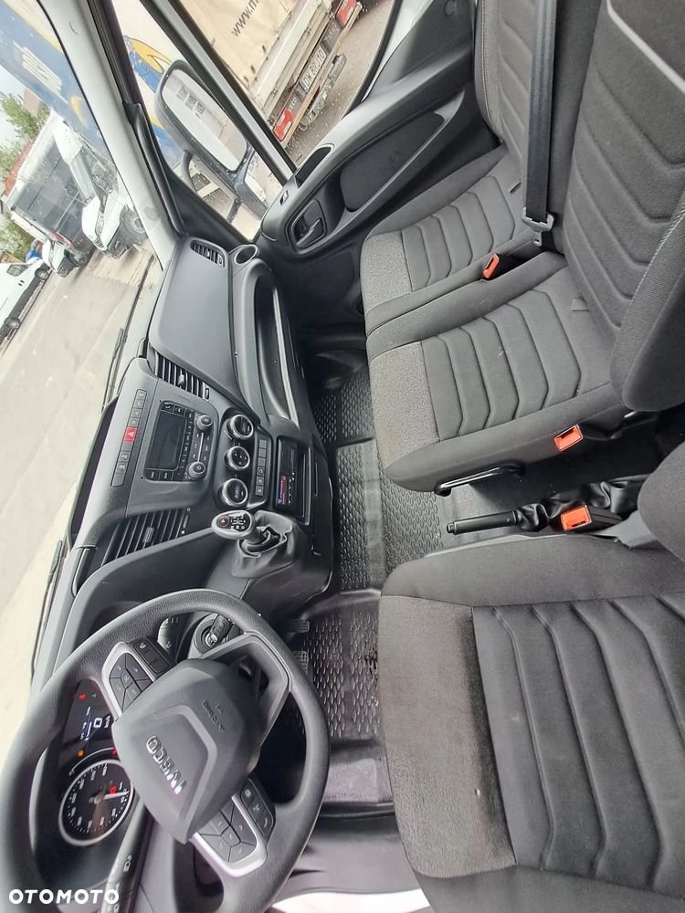 Iveco 70C18 Automat | Kontener 15EP | Winda 1t | Niski przebieg | - 12