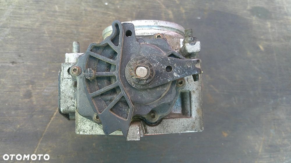 BMW E39 2.0  M52B20 PRZEPUSTNICA 13541433414 - 5