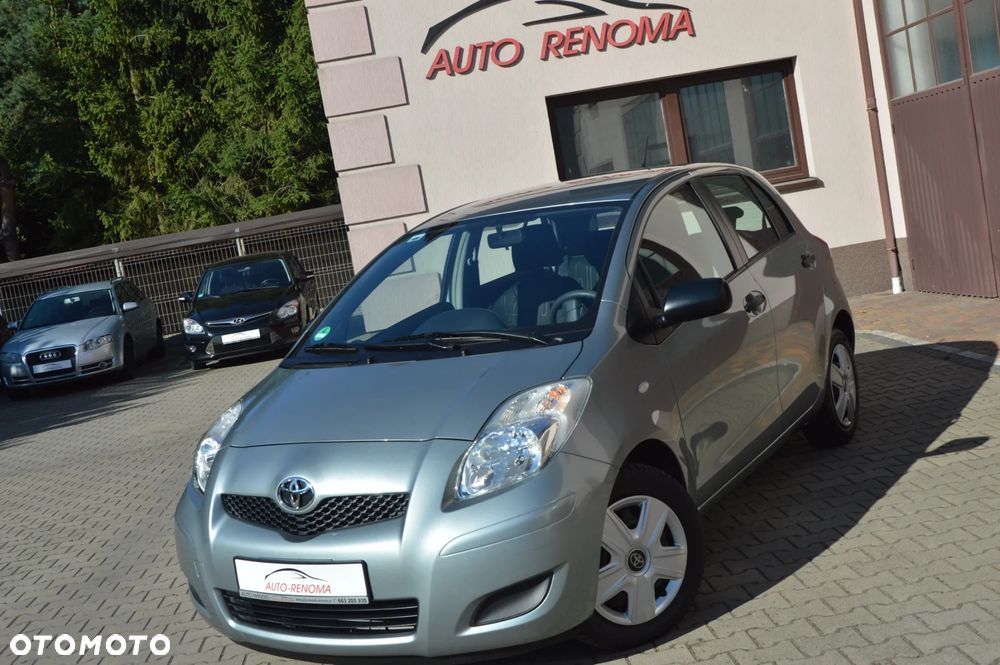 Toyota Yaris - 1
