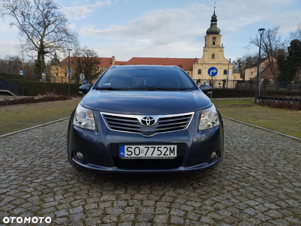 Toyota Avensis 2.0 D-4D Executive - 10