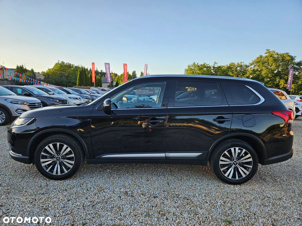 Mitsubishi Outlander 2.0 Instyle Navi CVT - 12
