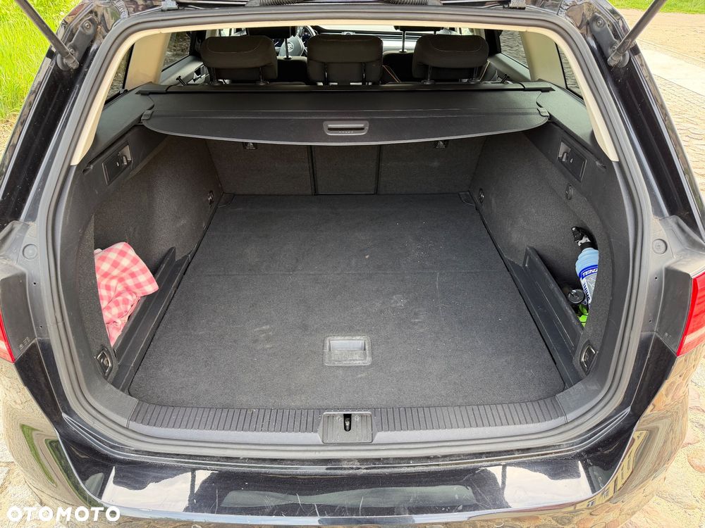Volkswagen Passat 2.0 TDI SCR (BlueMotion Technology) DSG Comfortline - 11