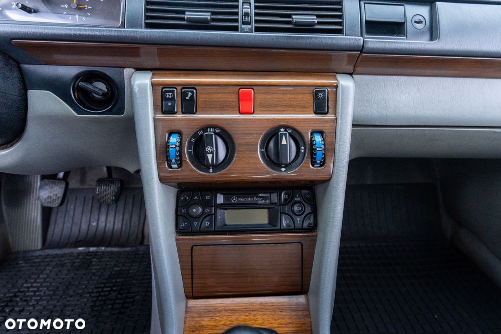 Mercedes-Benz W124 (1984-1993) - 9
