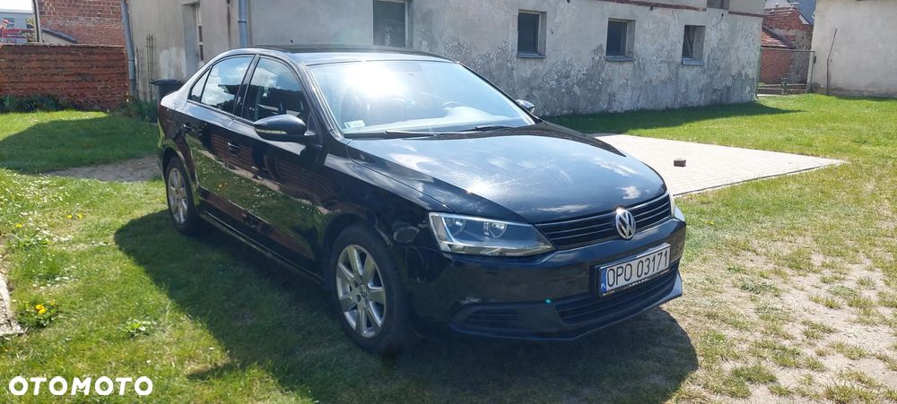 Volkswagen Jetta 1.6 TDI Trendline - 9