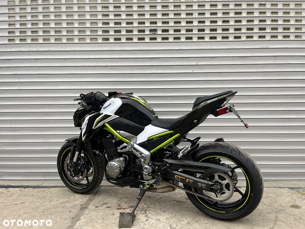 Kawasaki Z 900 - 7