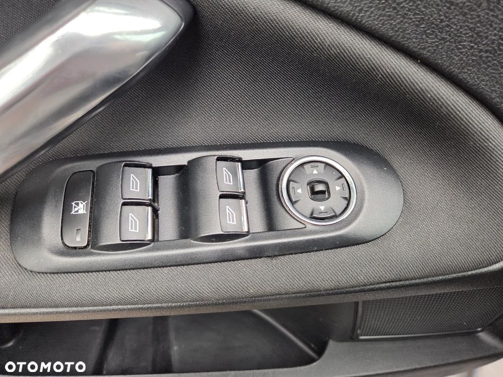 Ford Mondeo 2.0 TDCi Trend - 18