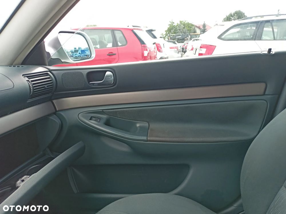 Audi A4 Limousine 1.8 - 11