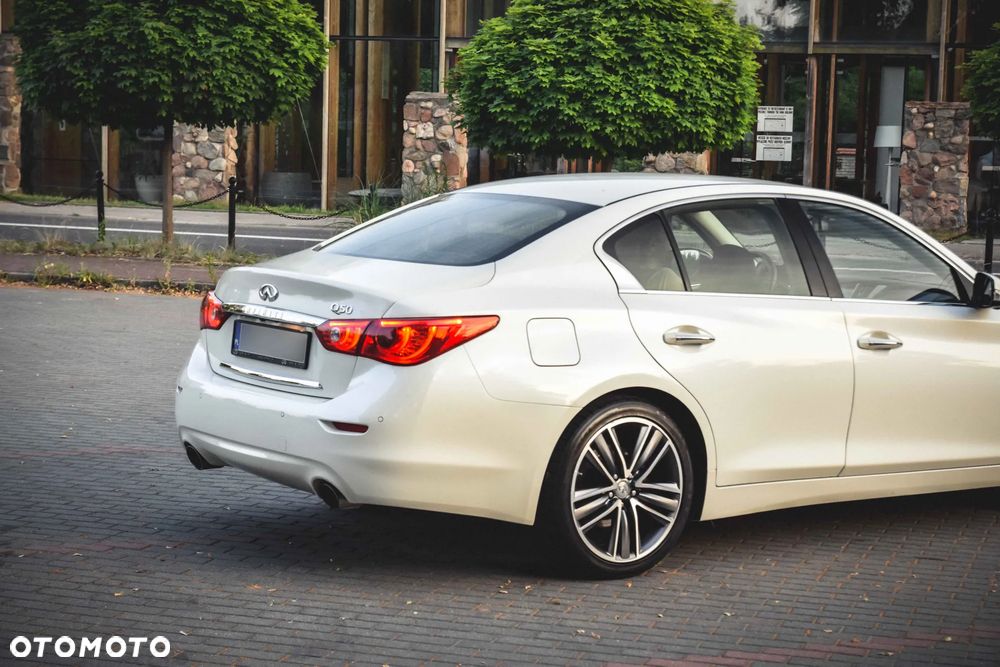 Infiniti Q50 2.0t Premium Executive EU6 - 14