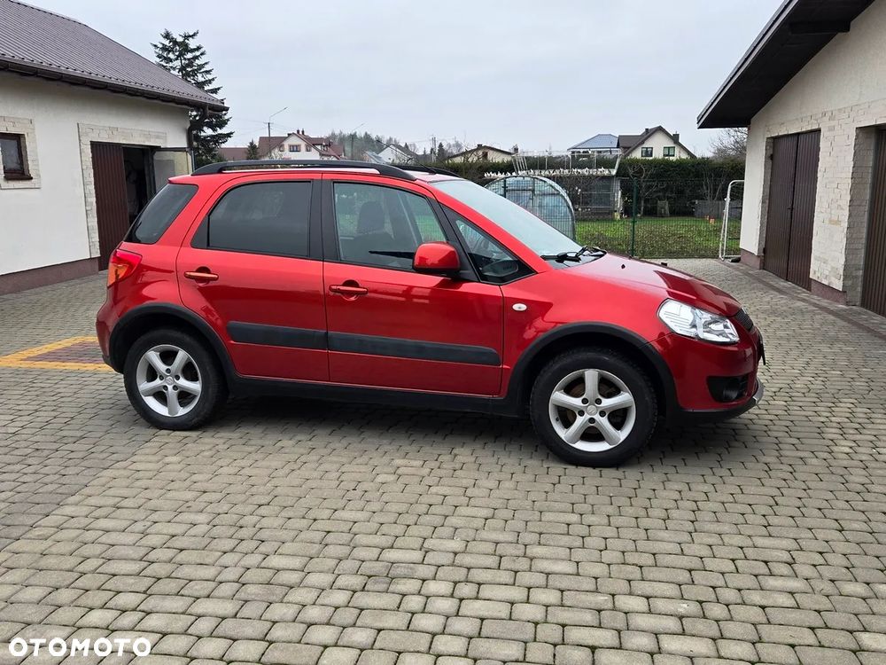 Suzuki SX4 1.9 DDiS 4WD GS / Premium - 4