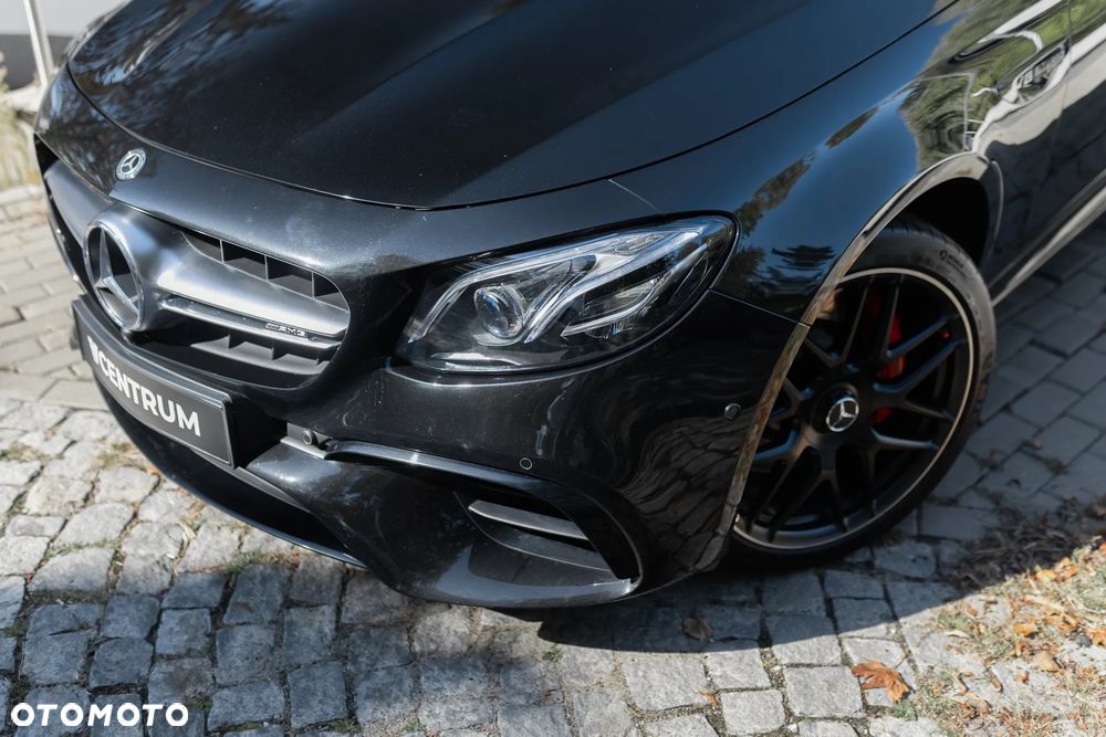 Mercedes-Benz E-Class 2017 photo 2