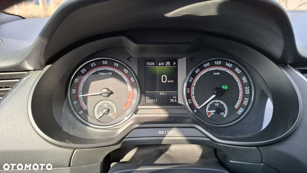 Skoda Octavia 2.0 TDI 4x4 RS DSG - 7