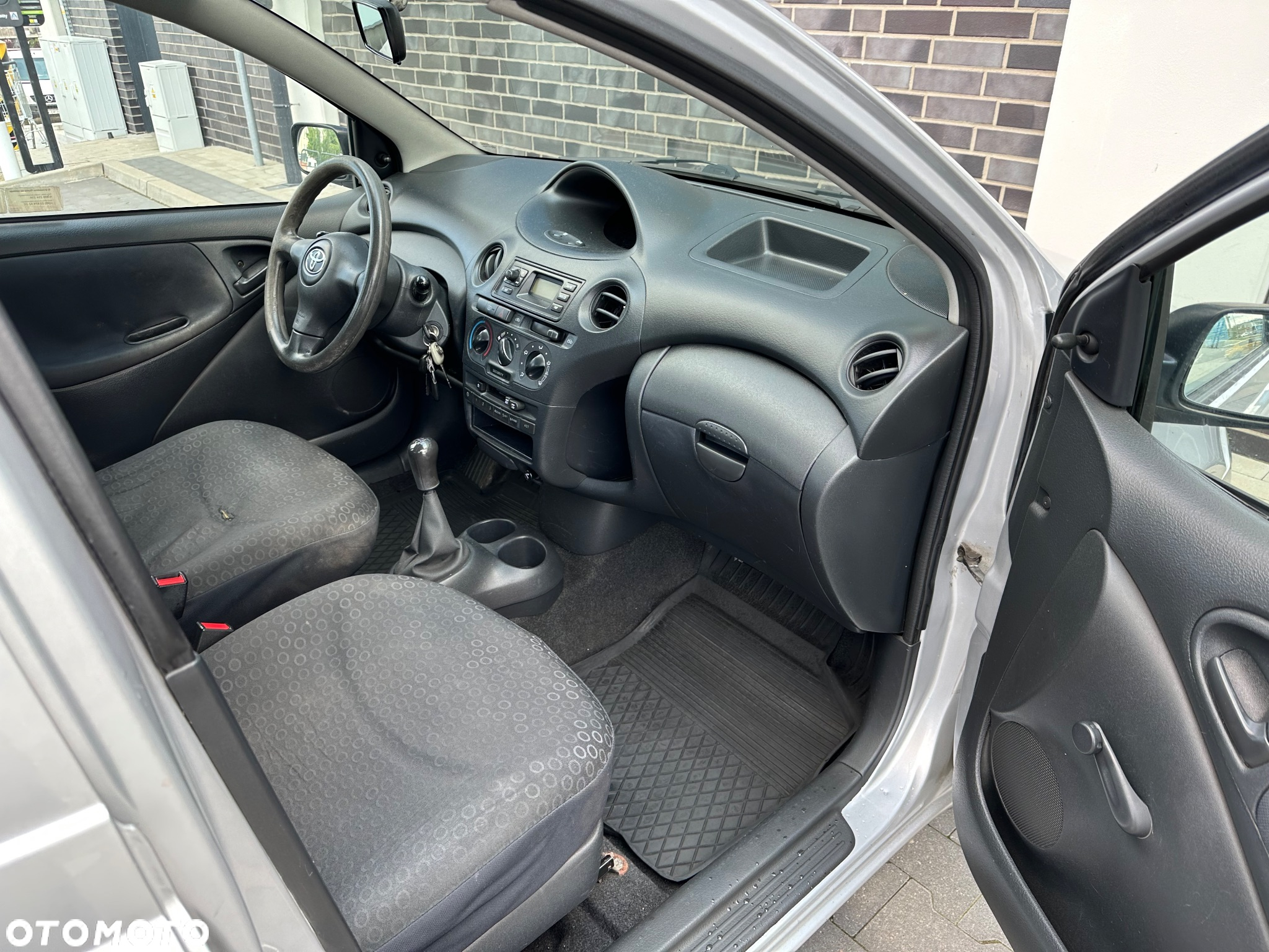 Toyota Yaris 1.3 Luna - 10
