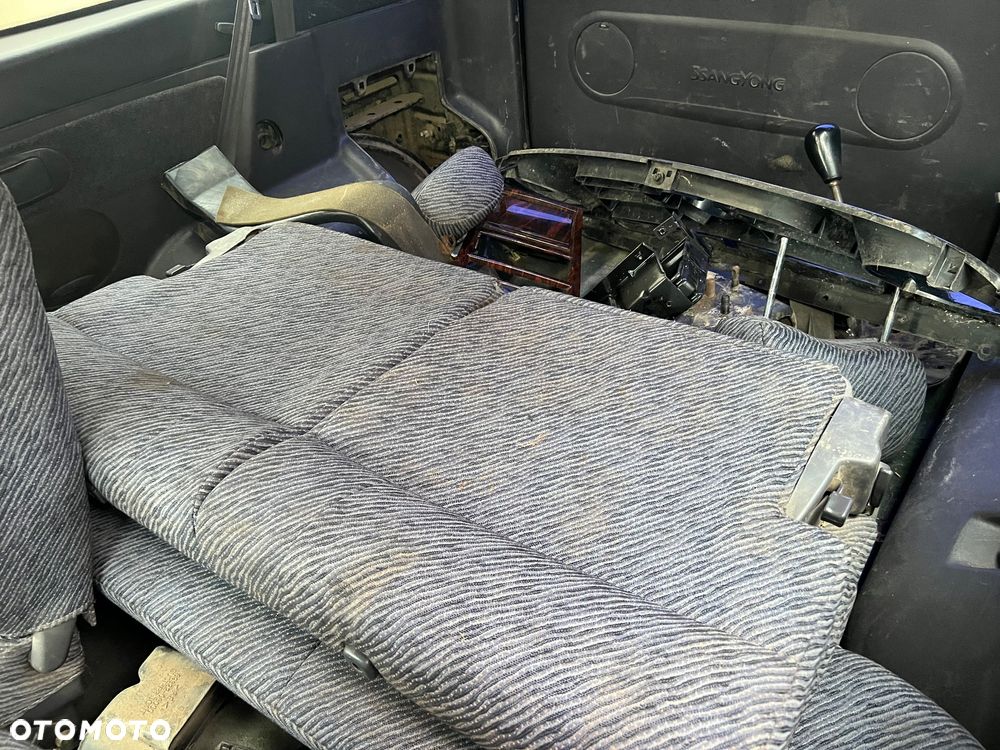 Kanapa kompletna tylna ssangyong korando z pasami - 1