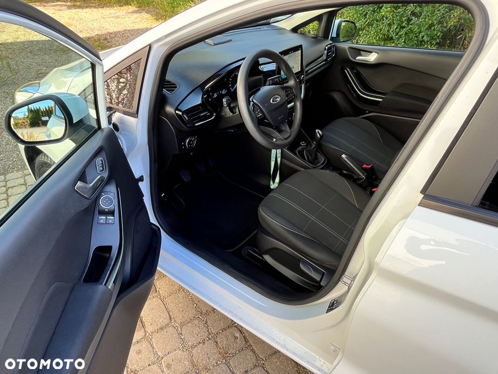 Ford Fiesta - 15