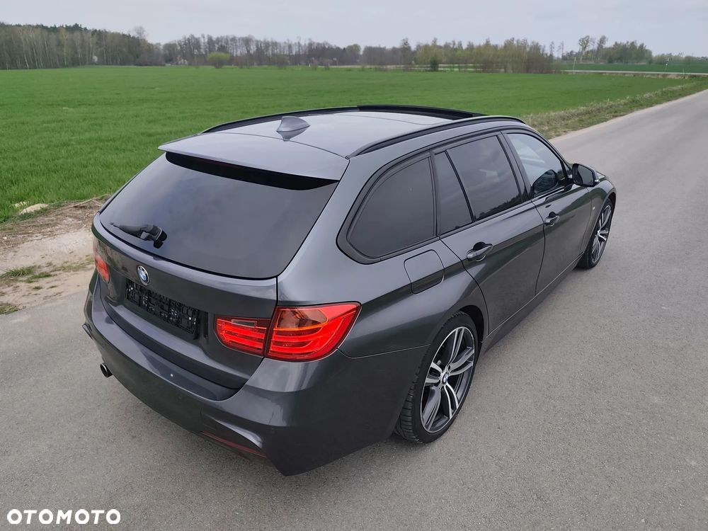 BMW Seria 3 320d xDrive Edition M Sport Shadow - 11