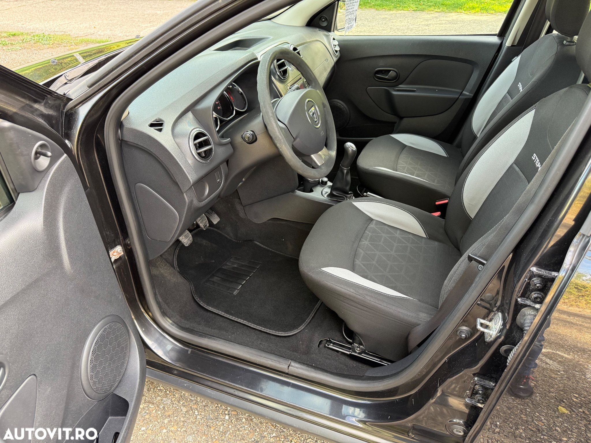 Dacia Sandero Stepway dCi 90 Prestige - 9