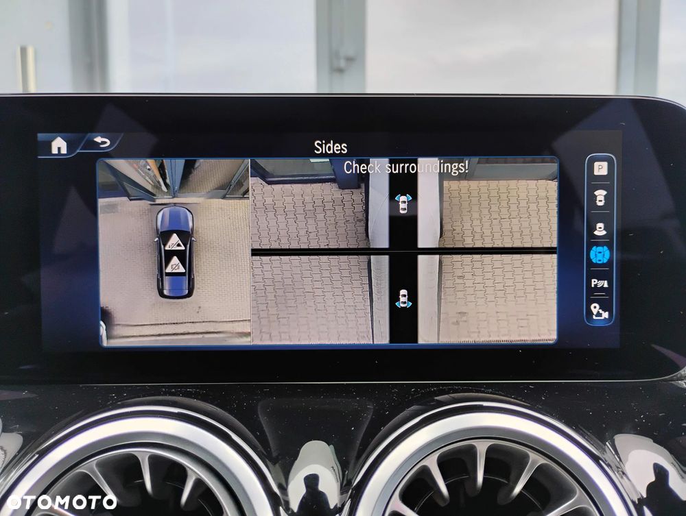 Mercedes-Benz GLB 200 mHEV AMG Line 7G-DCT - 23