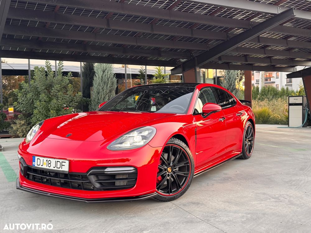Porsche Panamera 4S - 1