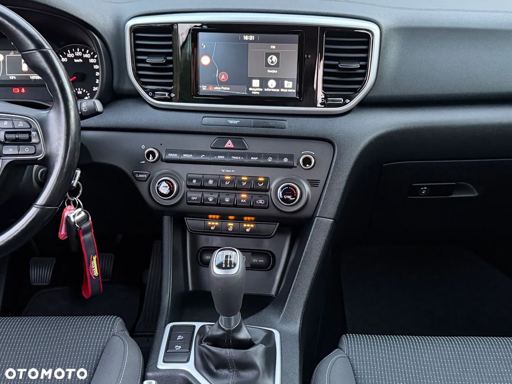 Kia Sportage 1.6 GDI 2WD DREAM-TEAM EDITION - 30