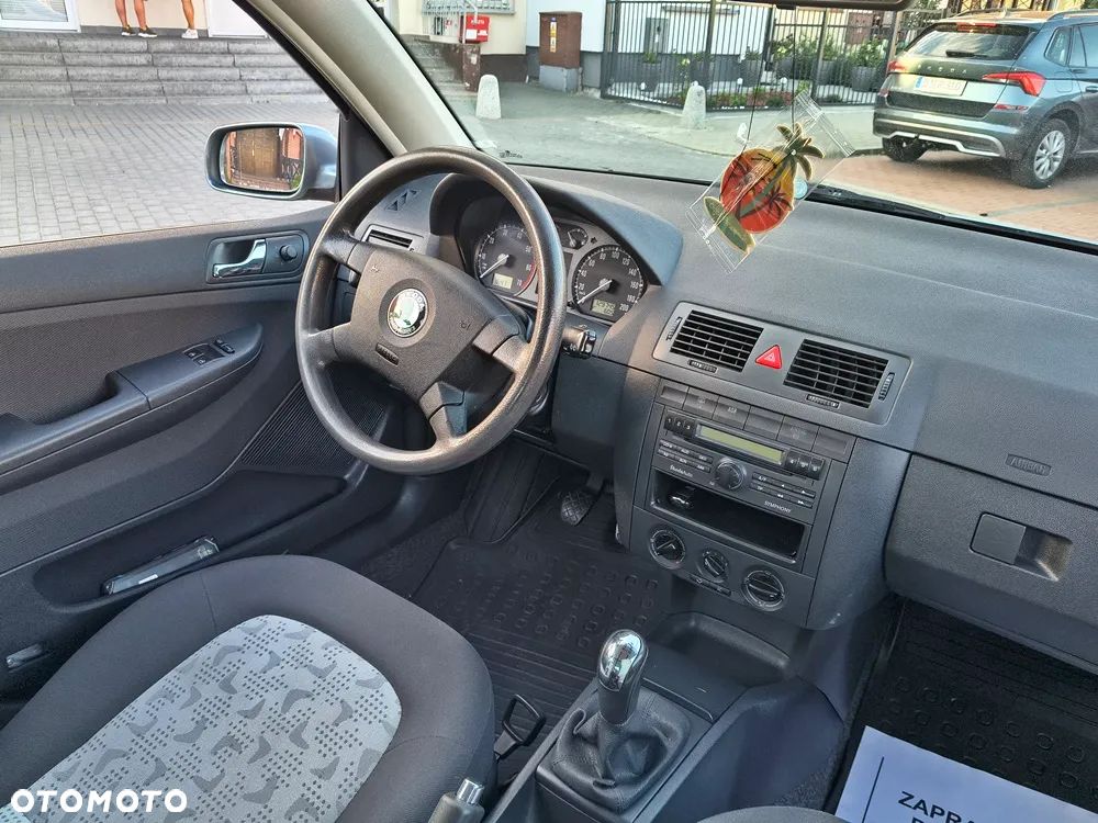 Skoda Fabia 1.4 16V Combi Comfort - 22