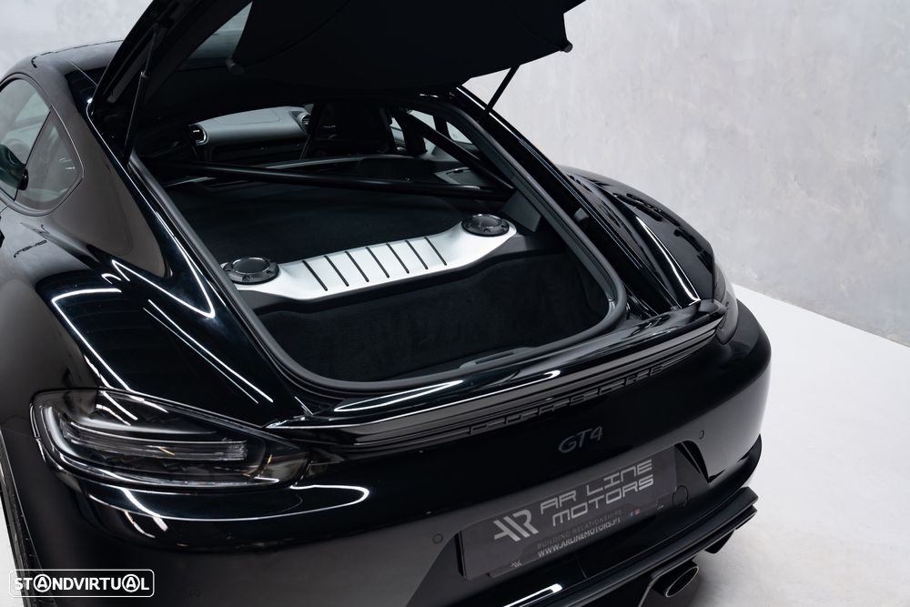 Porsche 718 Cayman GT4 PDK - 14