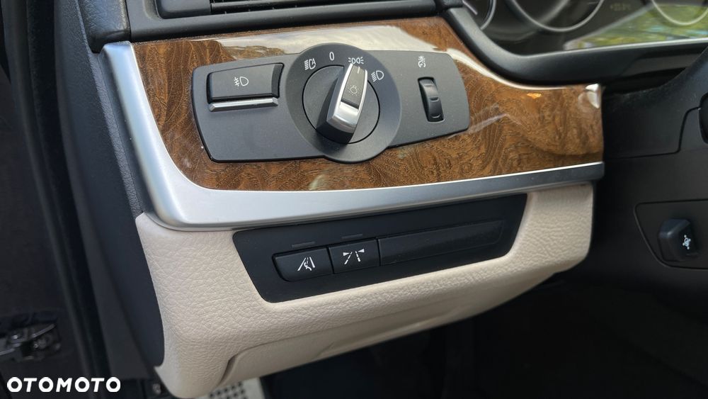 BMW Seria 5 - 16