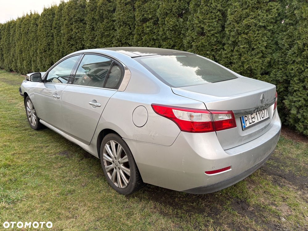 Renault Latitude - 4