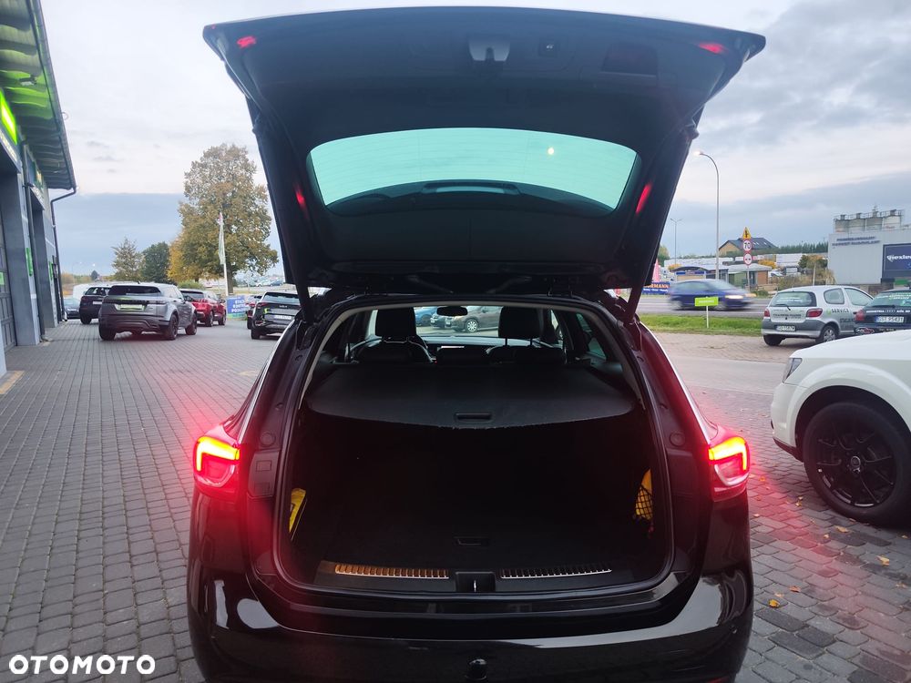 Opel Insignia - 25