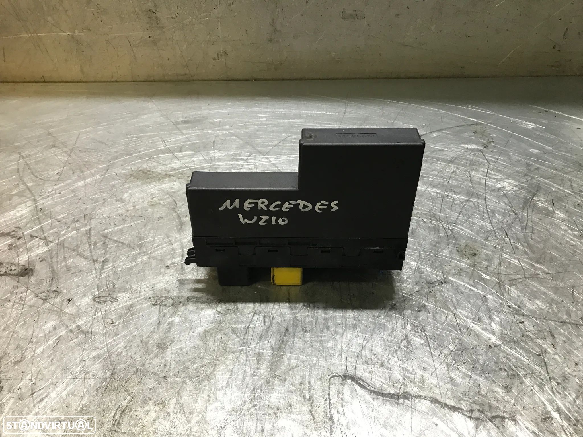 CAIXA DE FUSIVEIS / SAM MERCEDES E220 W210 0195455632 - 1