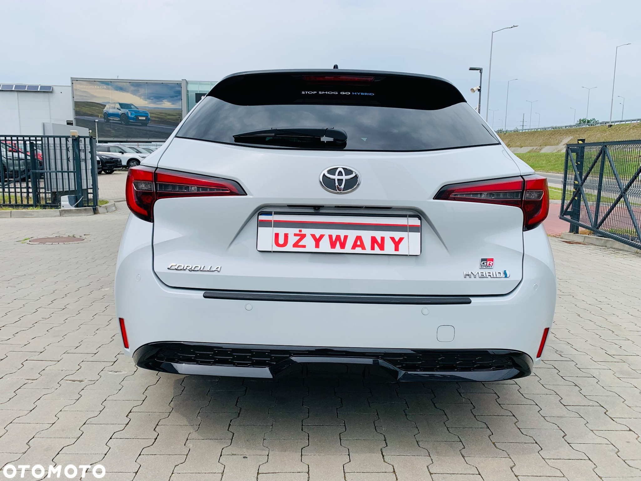 Toyota Corolla 1.8 Hybrid GR Sport Dynamic - 8