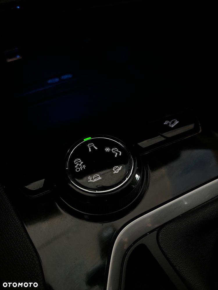 Peugeot 3008 2.0 BlueHDi Active S&S - 26
