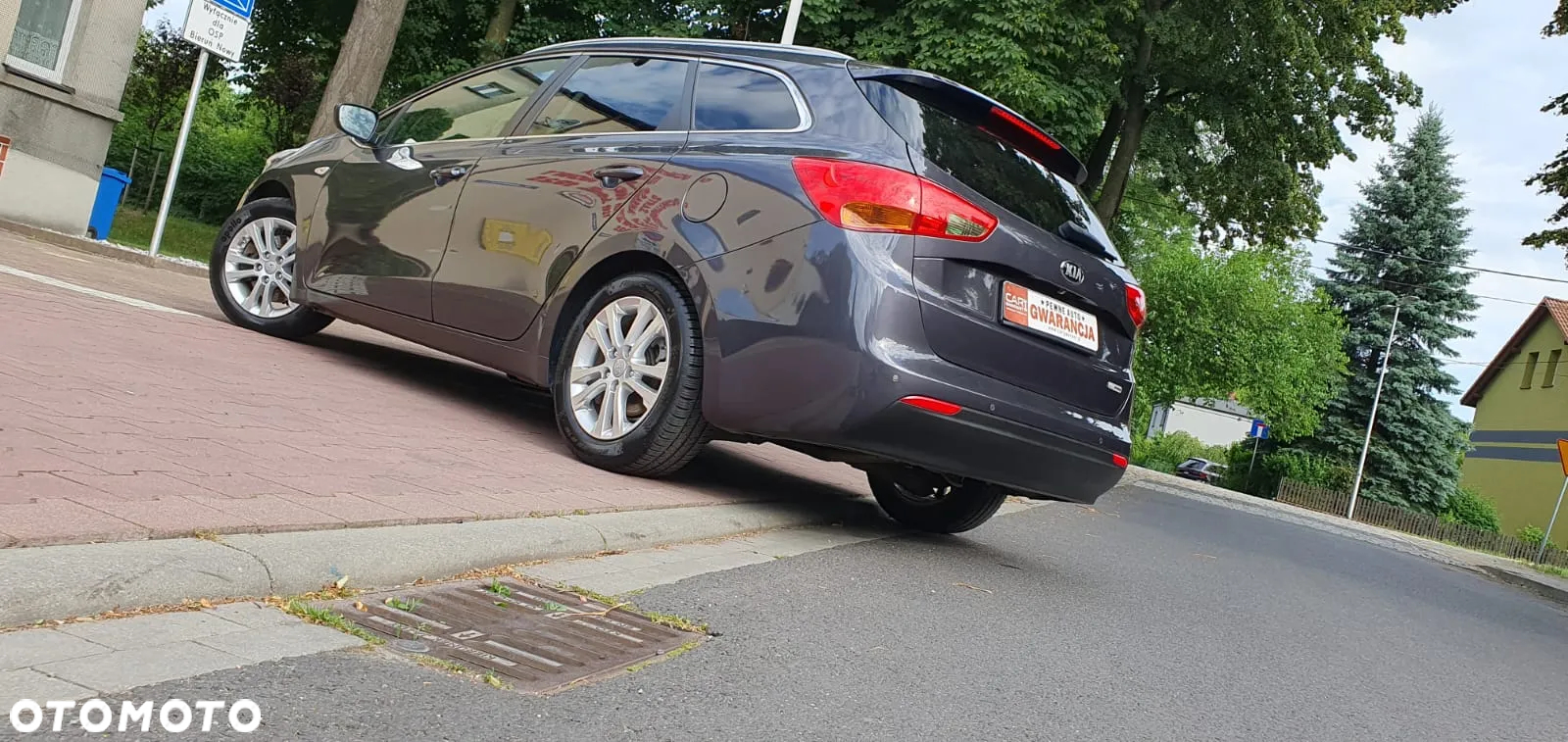 Kia Ceed 1.6 GDI SW ISG Spirit - 29