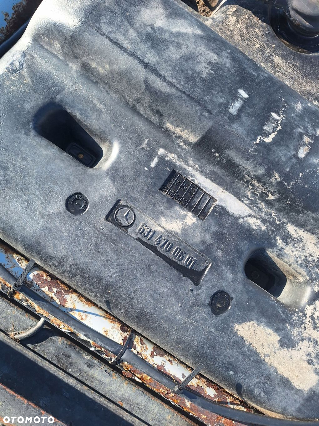 MERCEDES MB100 D 631 88-96 RAMA OŚ BELKA ZAWIESZENIE TYŁ PRZÓD - 2