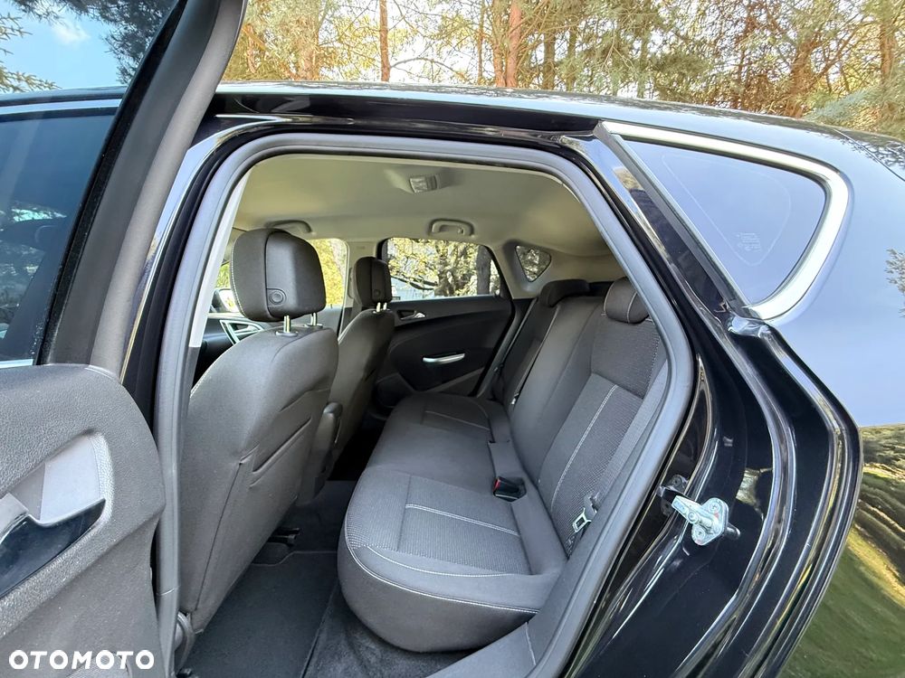 Opel Astra 1.4 Turbo Cosmo - 23