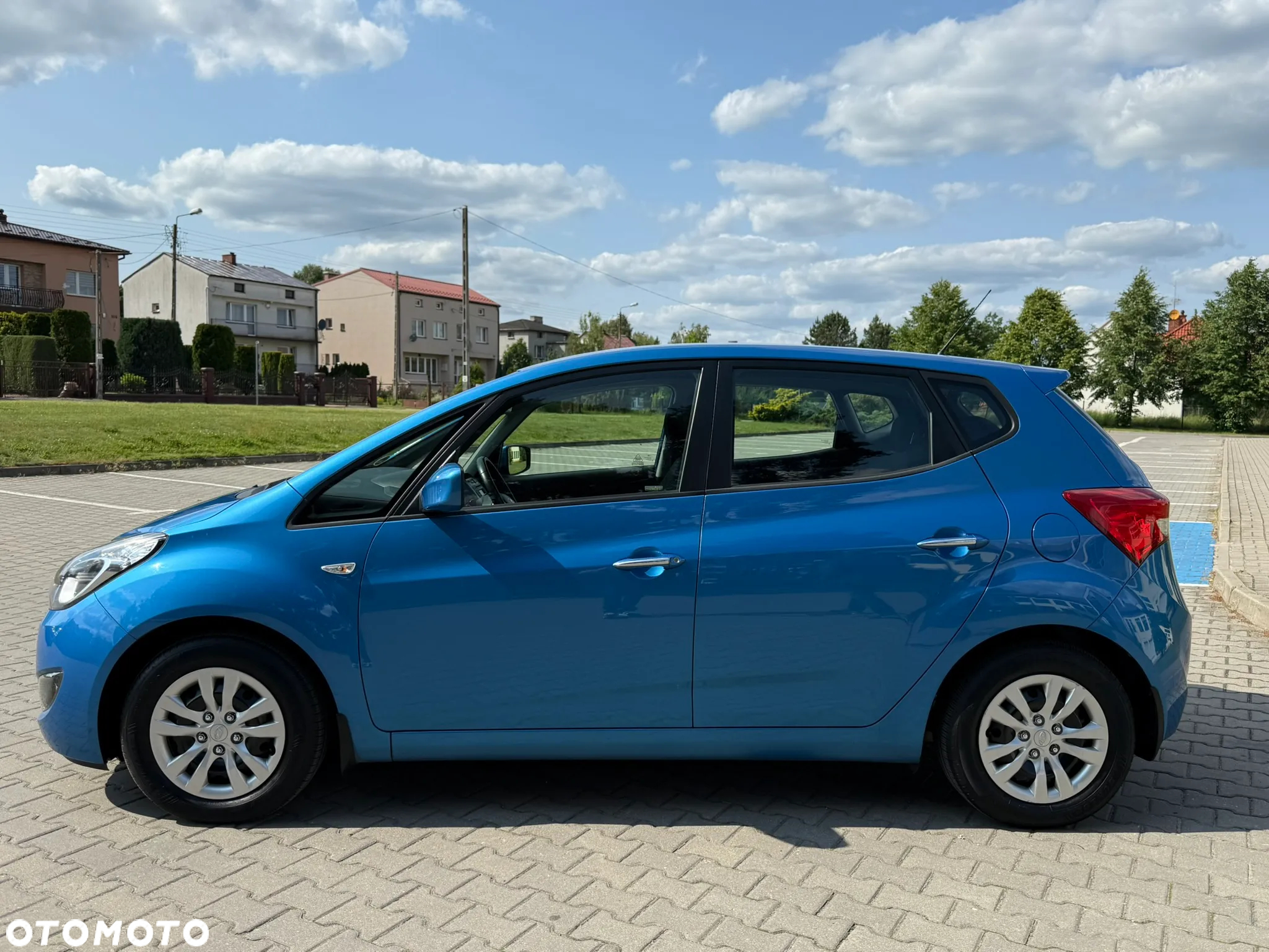 Hyundai ix20 1.4 blue Passion - 19