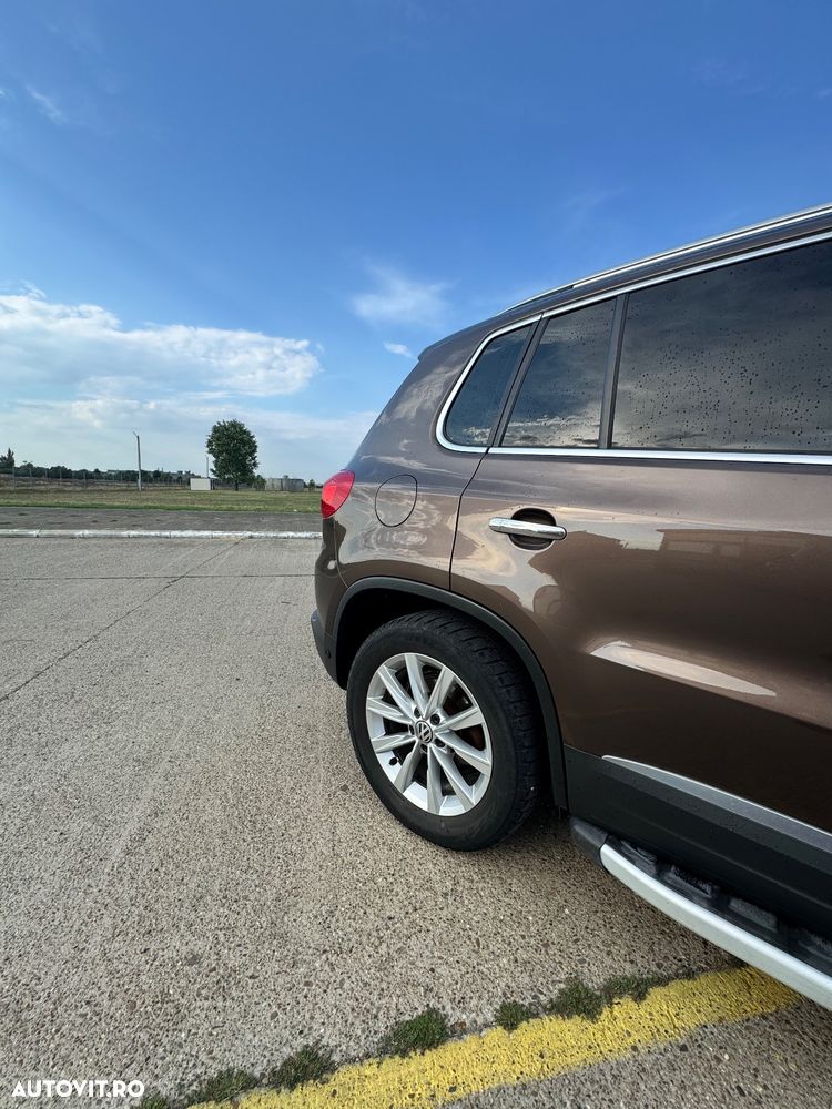 Volkswagen Tiguan 2.0 TDI DPF 4Motion BlueMotion Technology DSG Cup Sport & Style - 4