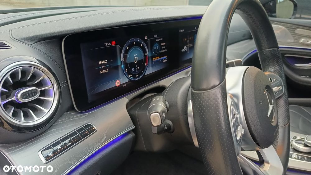 Mercedes-Benz CLS 400 d 4Matic 9G-TRONIC AMG Line - 26