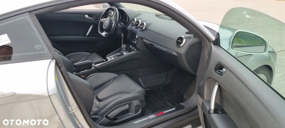 Audi TT Coupé 3.2 quattro S tronic - 10