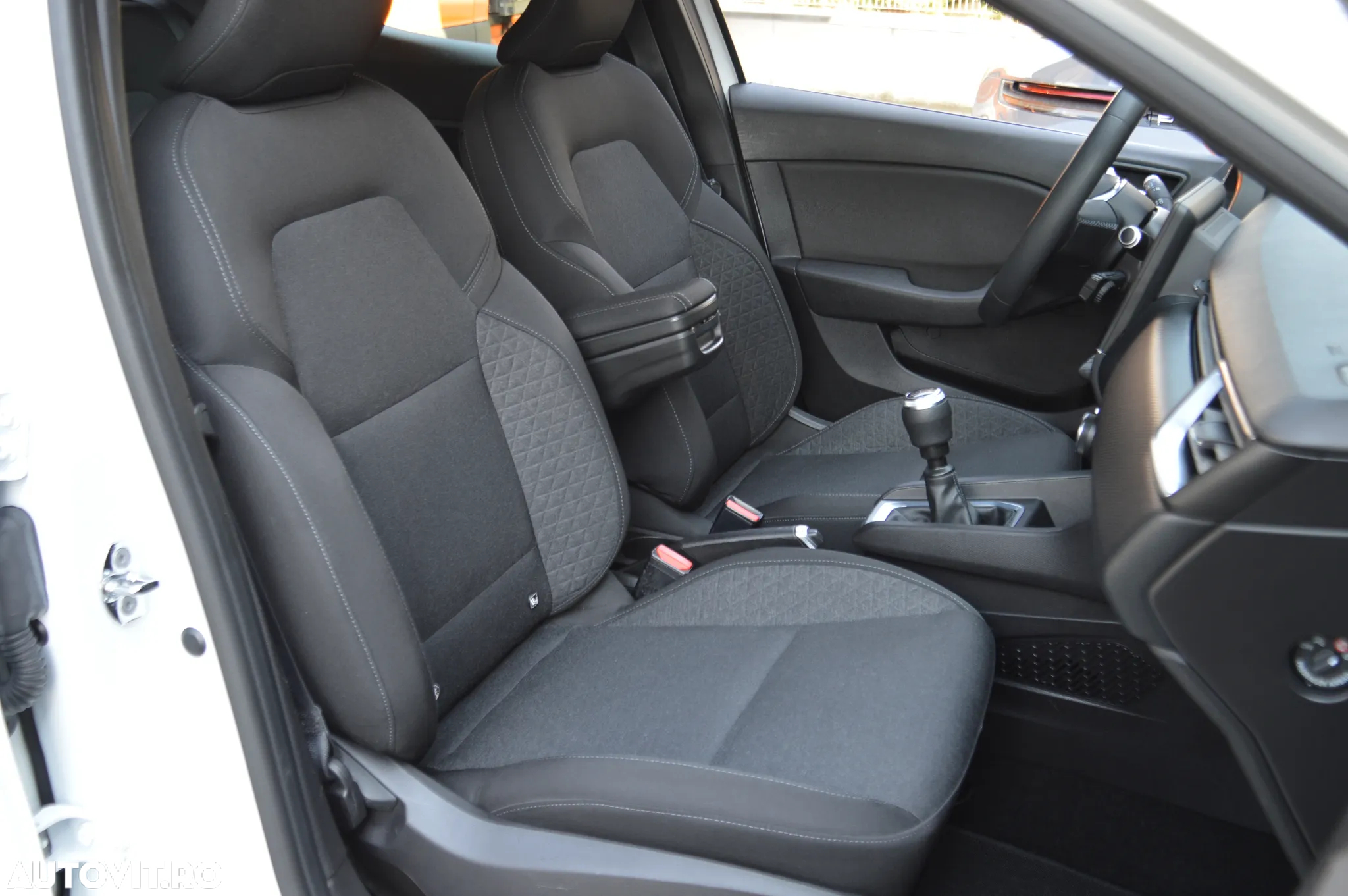 Renault Clio BLUE dCi 115 BUSINESS EDITION - 11