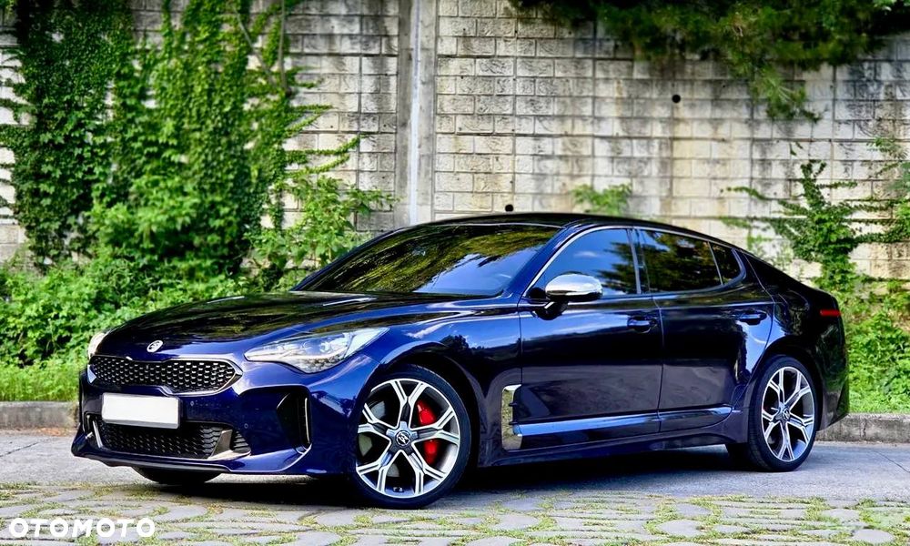 Kia Stinger - 2