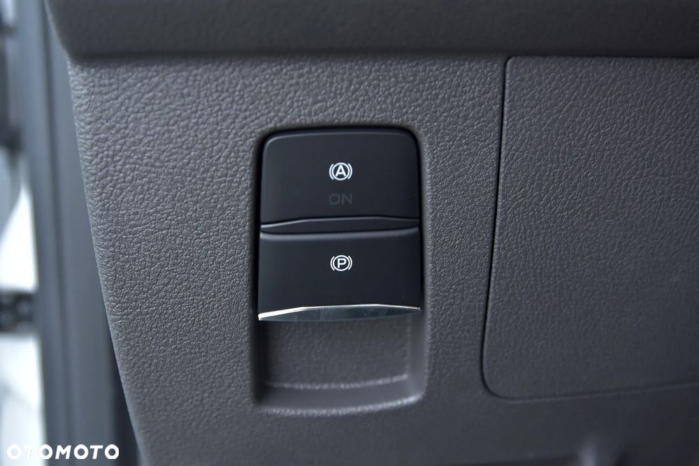 Ford Transit Furgo L3H2 2.0 130KM FWD M6 VAN TREND 350 - 19