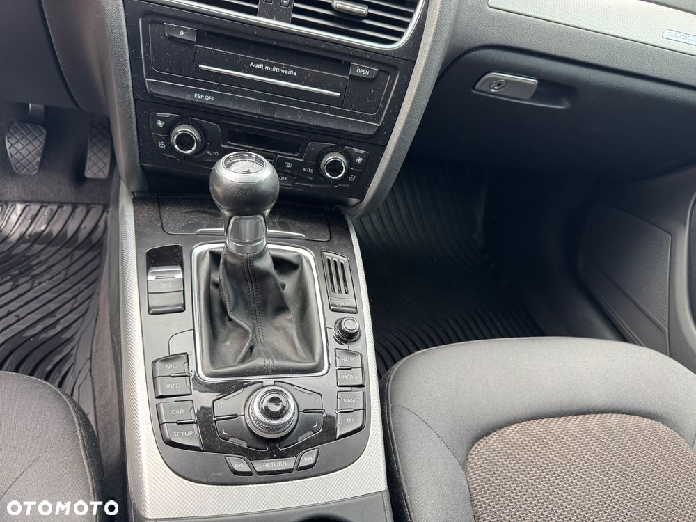 Audi A4 Allroad - 12