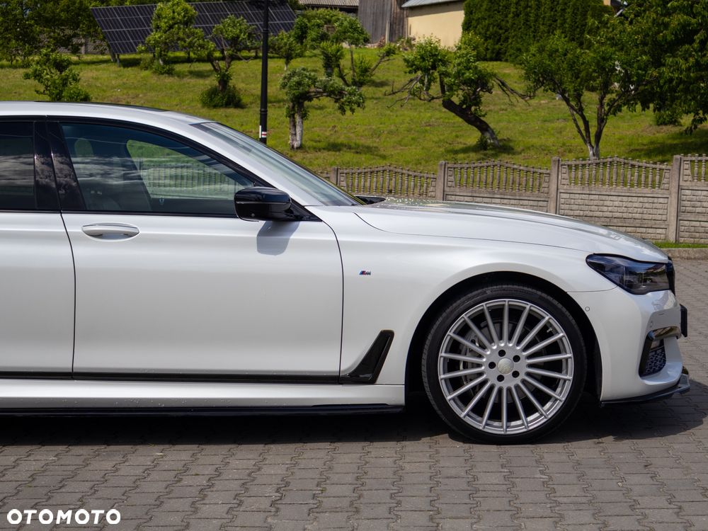 BMW Seria 7 730Ld xDrive - 21