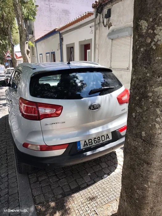 Kia Sportage 2,0 CRDI AWD Vision - 2