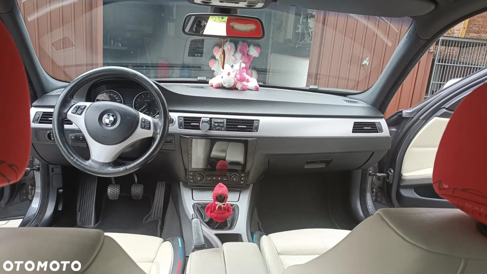 BMW Seria 3 330i - 35