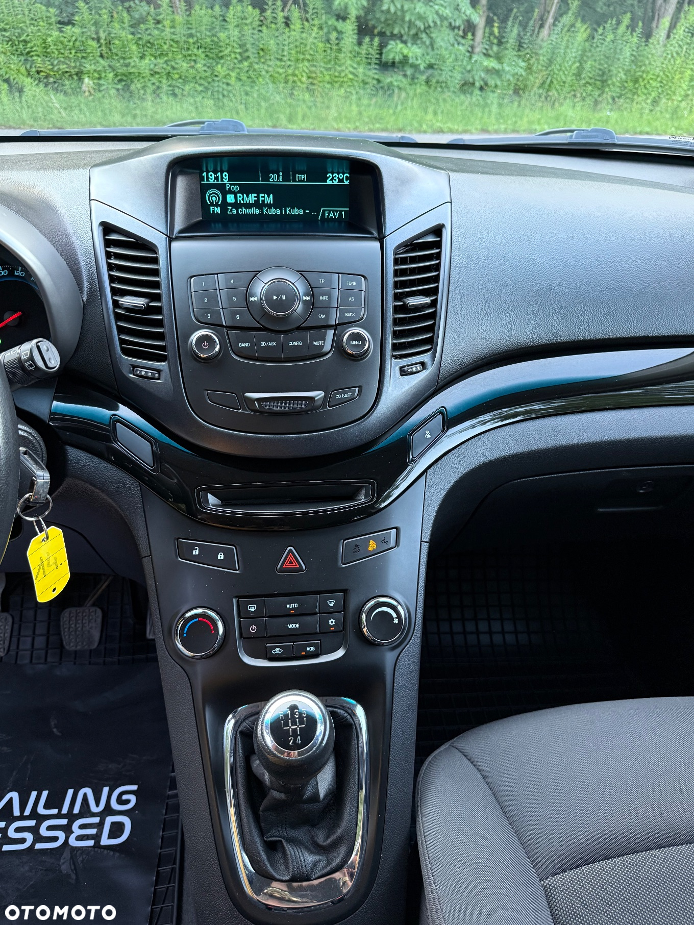 Chevrolet Orlando 1.8 LS+ - 28