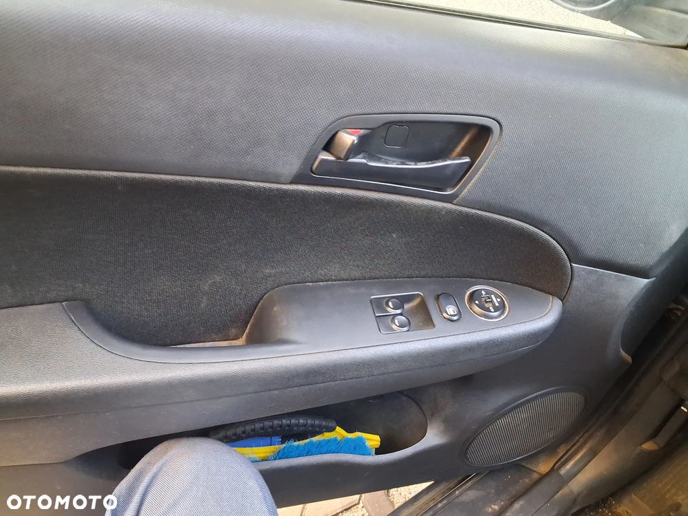 Hyundai i30 1.6 CRDi Comfort - 9