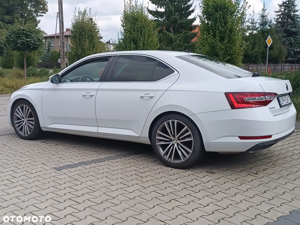 Skoda Superb 2.0 TDI 4x4 DSG Sportline - 13