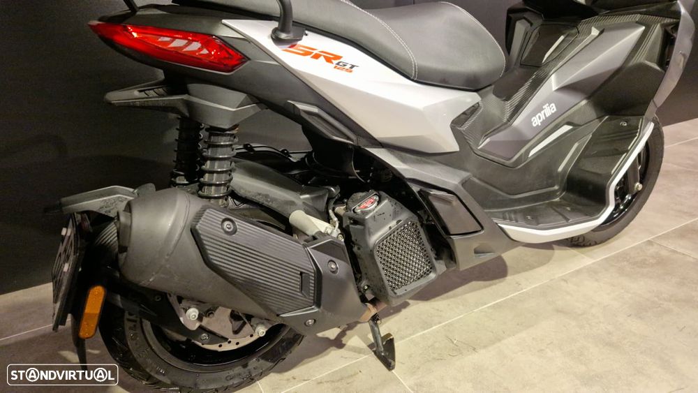 Aprilia SR - 3